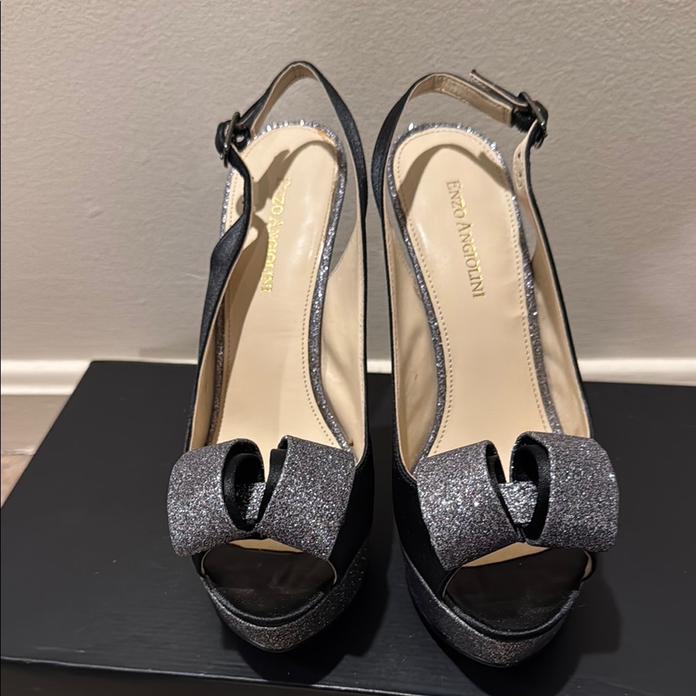 Enzo Angiolini Black and Silver Platform Heels EUC